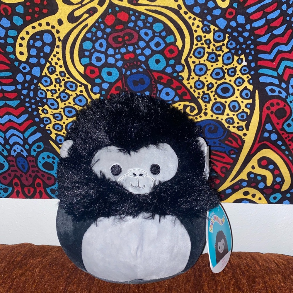 7.5 Aron the gorilla Squishmallow